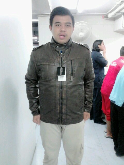 riskifaisal378's profile picture. MorrisLaundyShop Produsen Setrika Uap Gas, Vacum Table, Mesin Laundry, Perlengkapan Laundry dan Kebutuhan Laundry MORE INFO : RISKI 081262333968-PIN  26EF610A