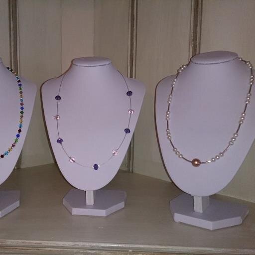 Elliegance designs and creates hand made jewellery for all occasions.