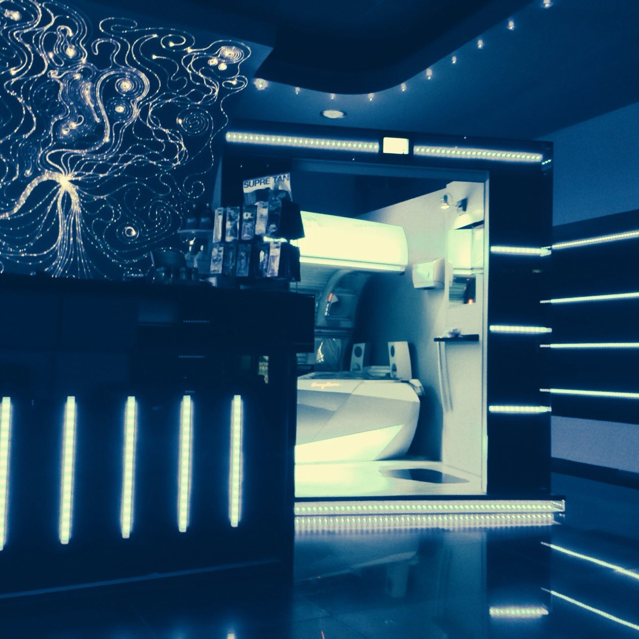 Tanning_Lounge_'s profile picture. Not only does The Tanning Lounge pride itself on its cool modern interior but also its state-of-the art equipment.