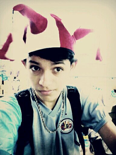 16 anos .. alegre carinhoso .. divertido 9293361120 novas amizades .. sempre são bem vindas :) 3 (T)