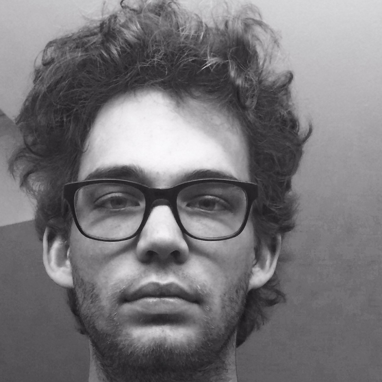 Tiurioso's profile picture. kommunizieren geht über studieren