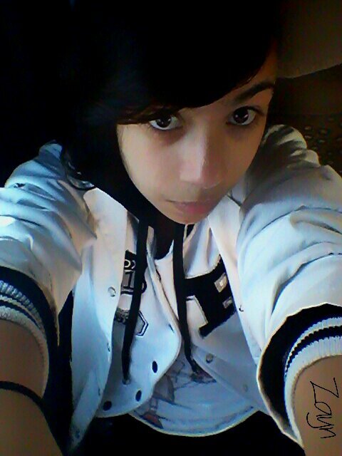I love ' One Direction ' !! ~Zayn_Harry_Niall.. ~