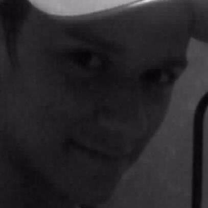 Wandreizinho's profile picture. I am a very friendly person,love meeting new people and am very happy.Herois shorts films and electronic music.