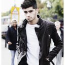 it's @drugofzarry (@5ced3ef3bf174a8) Twitter