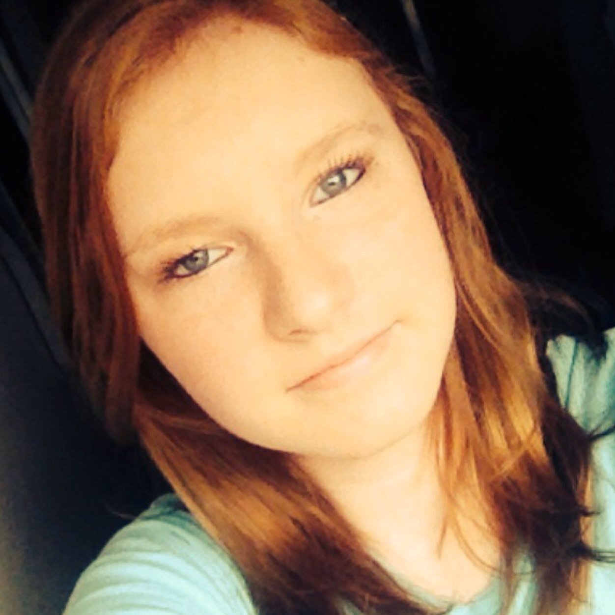 Just a normal girl living in a mest up world.. kik: __simple_life_13 Text me if you want: 15403556192