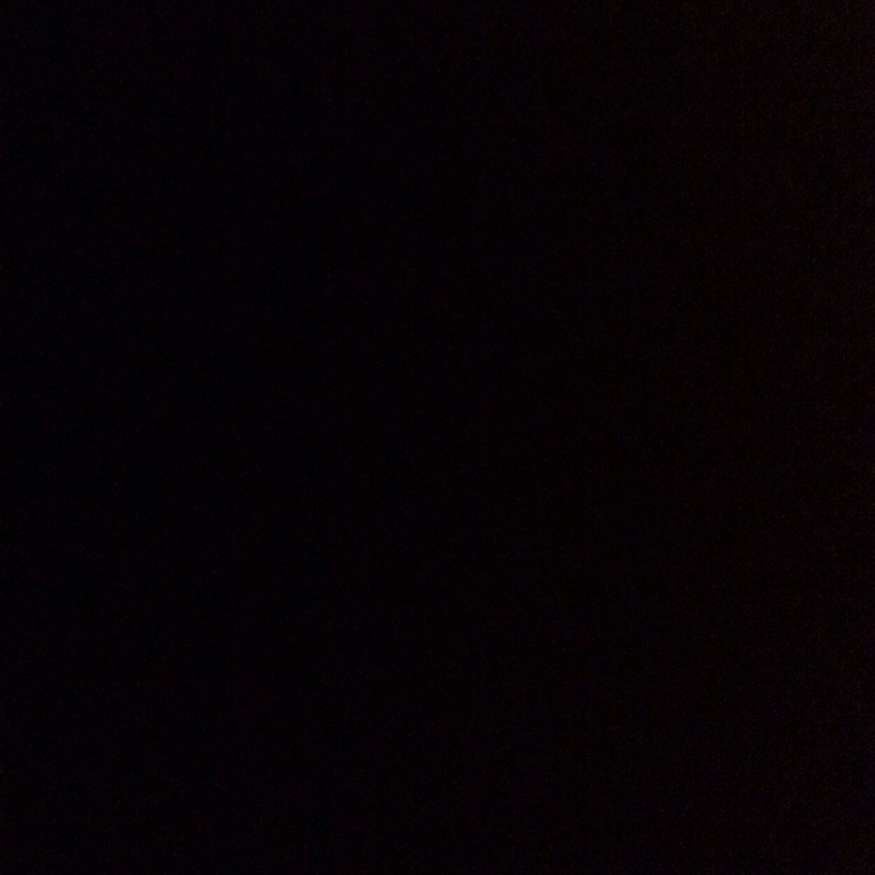 حسآفه تعآشر شخص تحبه وتغليه و في النھآيه تكون له مجرد مزاج ...
