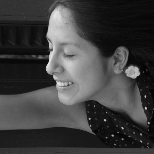 jazmintmc's profile picture. arte.teatro.Perú.música.madre.payasos.verde.lluvia.danza.Luna.fotos.tablas.calle.paisajes.mujer.noche.diagonales
http://t.co/rWy4XdJRuhío :)