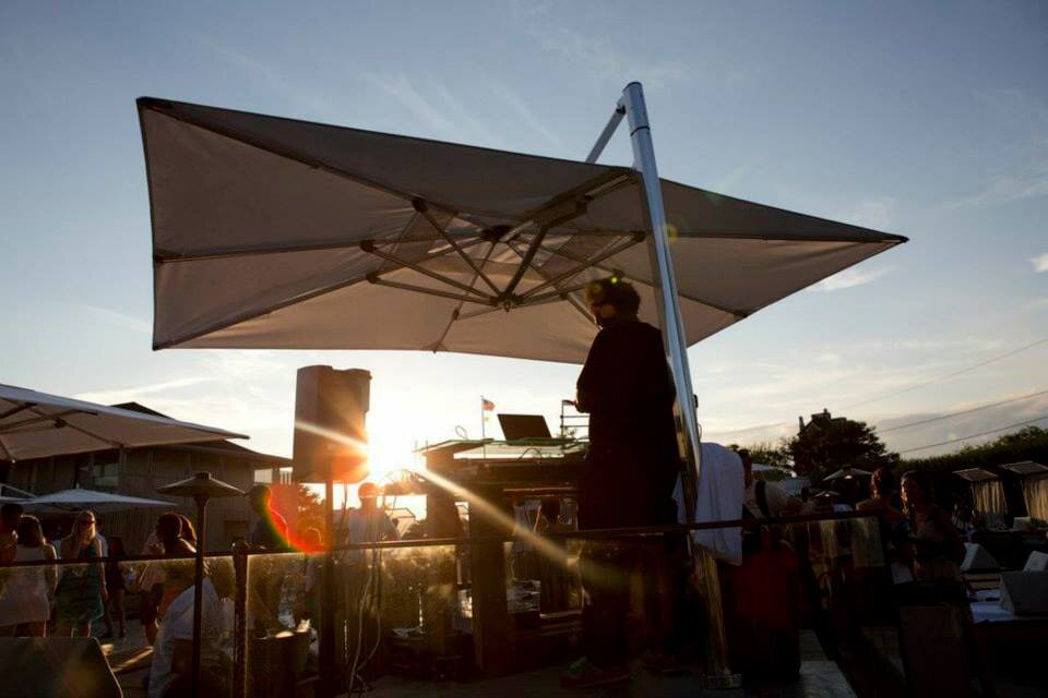 Soundwavesmtk's profile picture. A 7-week Summer, Music-Series located at the fabulous Gurney's Inn in Montauk, NY every Saturday from July 19-Aug 31st from 2-7pm. See you there!