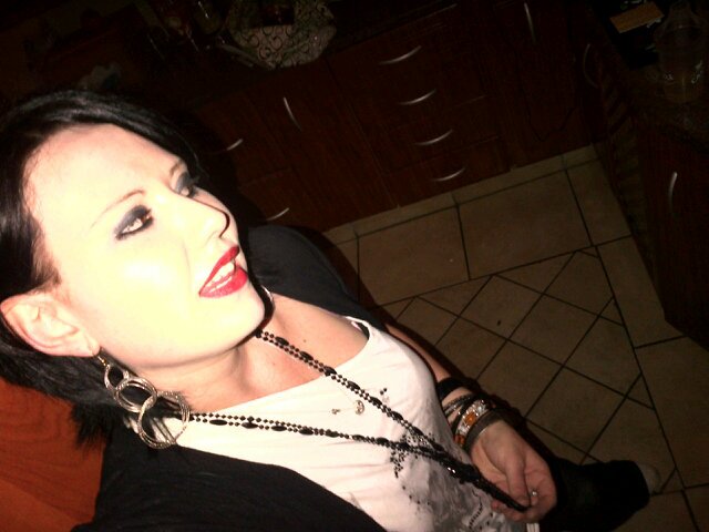 VCassy's profile picture. ...........Find out........