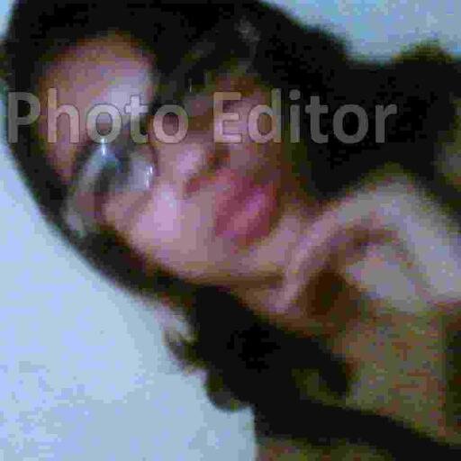 eu curto tudo um pouco gosto de cantar sair conversar estou na oitava serie gosto  de Facebook etc