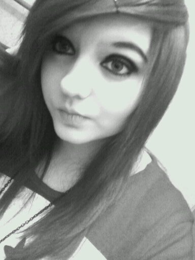 SweetieBellYo's profile picture. Hey Miss Murder, can I make beauty stay if I take my life? - AFI