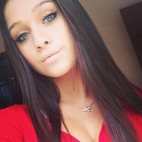 C_R_U_E_L_'s profile picture. †