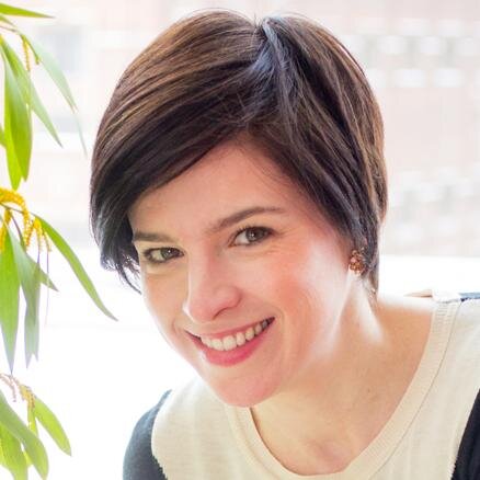 Artist, loud laugher, workin' mama & botanical junkie. Event Designer at @HMRDesigns / Owner of @XOHelloDarling
