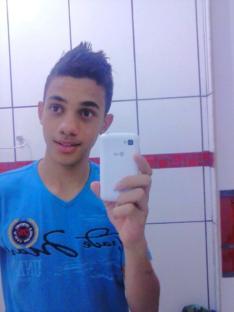 Nem tudo é como você quer, nem tudo pode ser perfeito. (Capital Inicial)                               MT