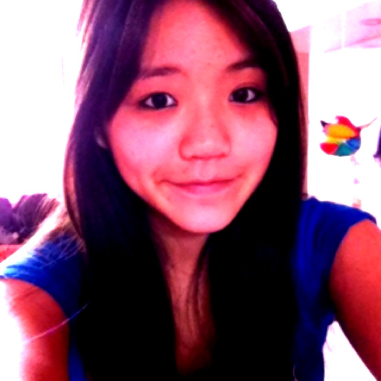 I love Books. Bands (5sos & FOB \o/). FOOOD. Laughing. TV Series. Drawing. Music s2. Youtubee :) Welcome to my Life XD