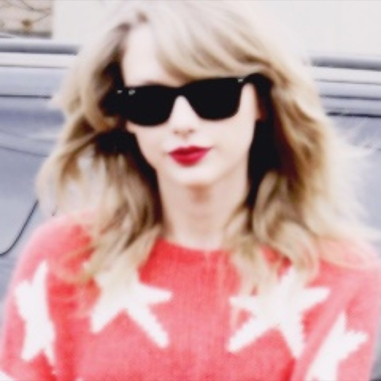 Follow @burnredwithtay