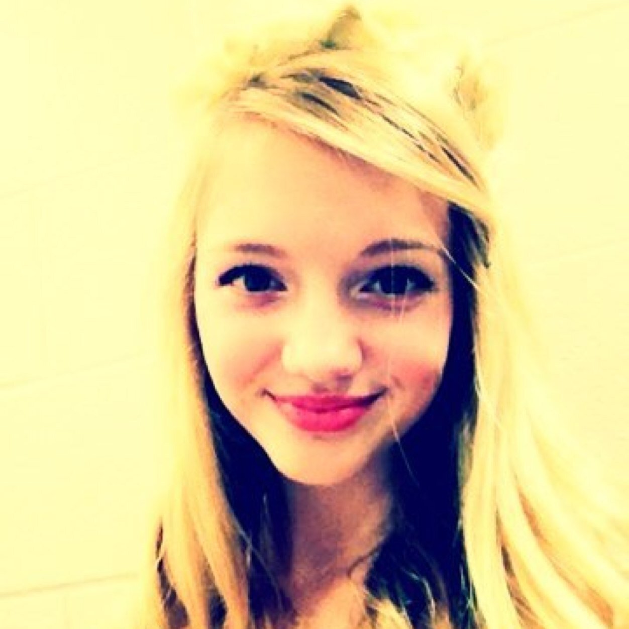 We just gotta live while were young✌