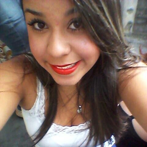 Instagram :  taah_silva09