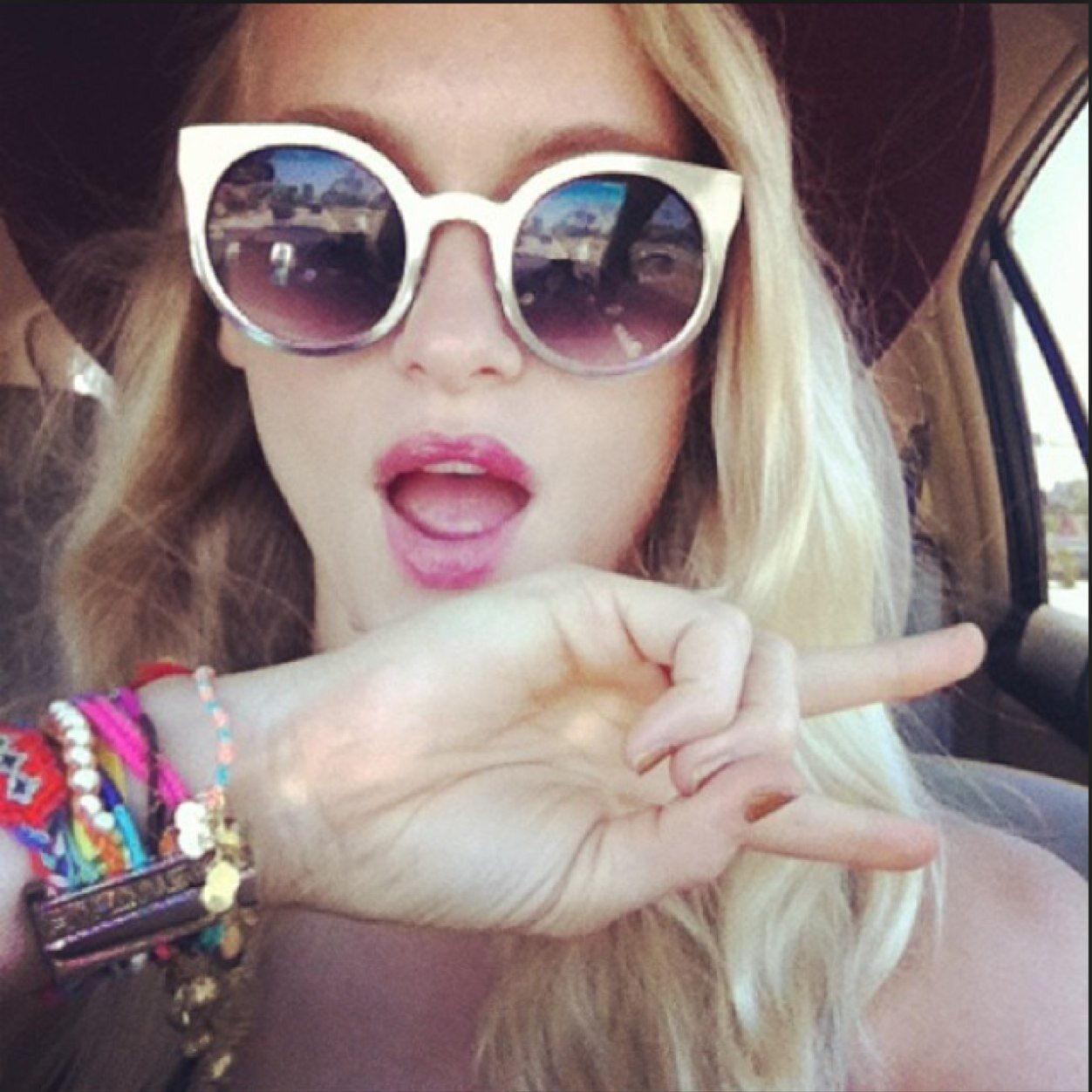 LevFauxRambin's profile picture. Everything is an experience. You learn something different from everything you do. •RP/FL•18+•