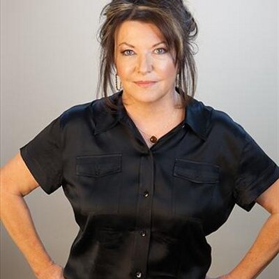 Profile Picture of Lisa LeMaster (@lemastermind) on Twitter
