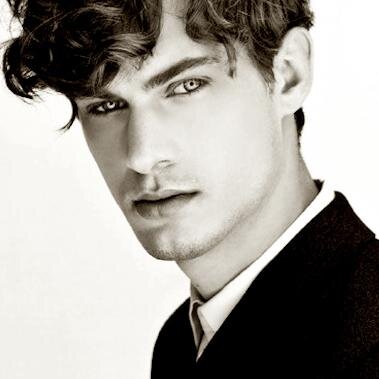 sanaiscara's profile picture. 