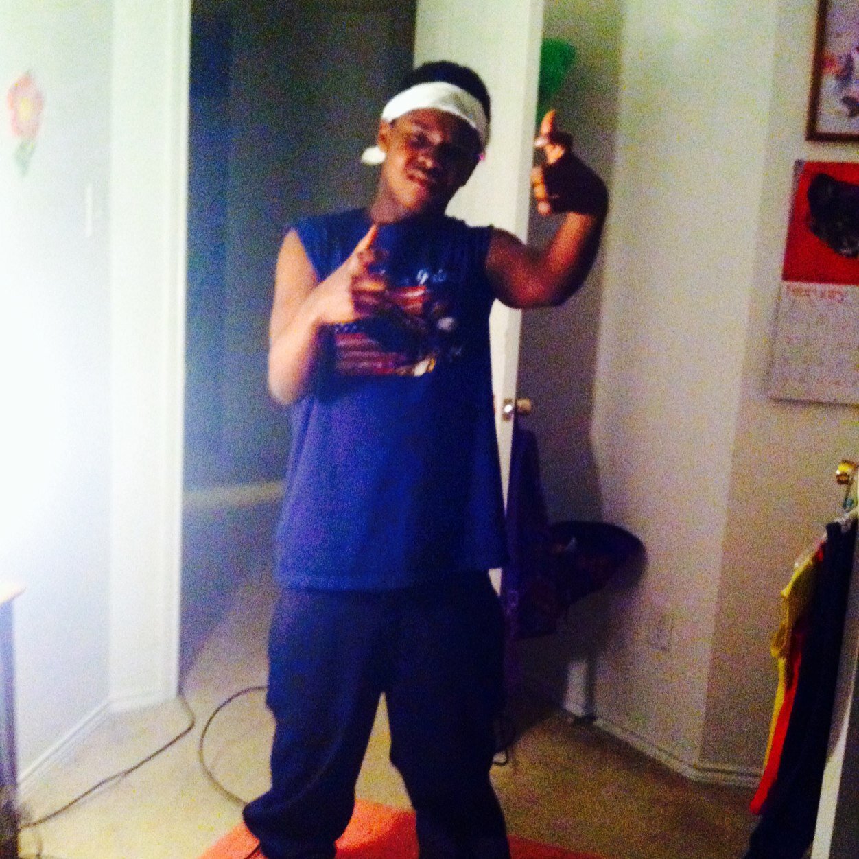 Follow me ! Hmu