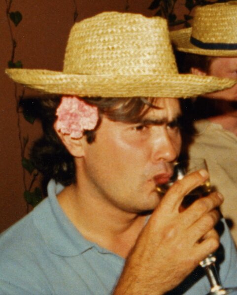 david_viggers's profile picture. Mud wrestler