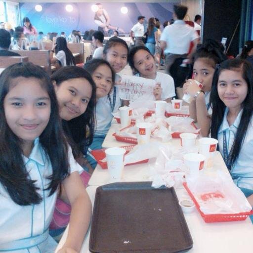@itsmeeNicaa @itsmemarivince @min_cha @ymagsino18 @ohsnapitsabbhie @iamalexiacano @chachiLovesKDB