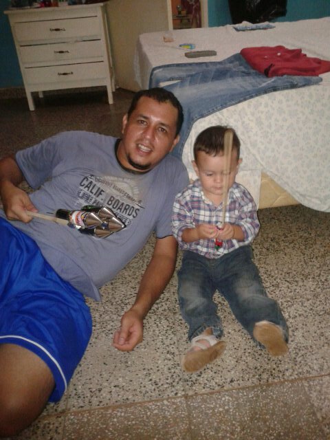 oscarpalacios24's profile picture. 