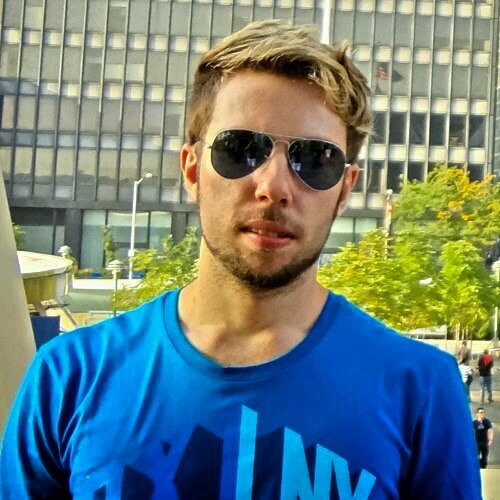 Twitter PÚBLICO do @leostorch.