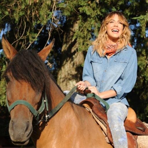 TWITTER OFICIAL DE TINISTAS!! Datos, Noticias, Información y mas sobre Tini Stoessel!!
 Eres Tinista? Entonces te gustará este twitter!♥ [Cuenta De Tinistas] :)