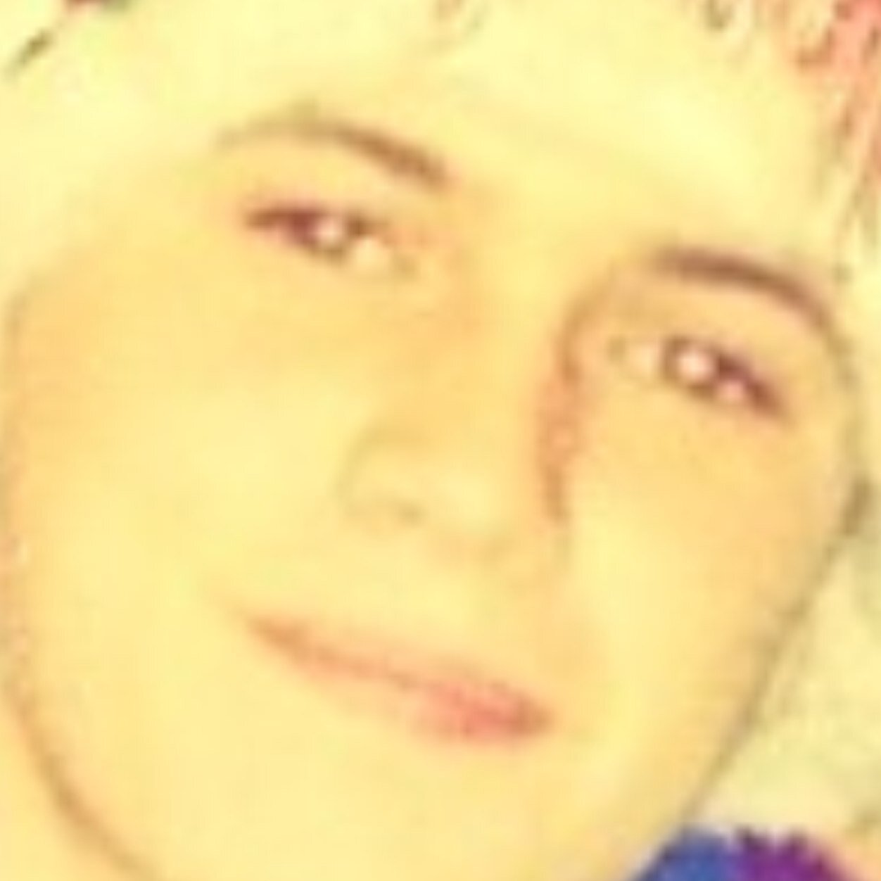 Hobbees inclood sndin & reeceevin noodz