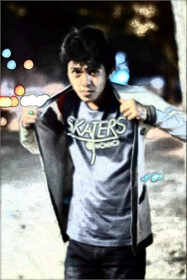 Kehidupan mengajarkan bahwa apa yang tak bisa kita raih sebenarnya bisa kita raih jika upaya yg kita lakukan jauh lebih keras