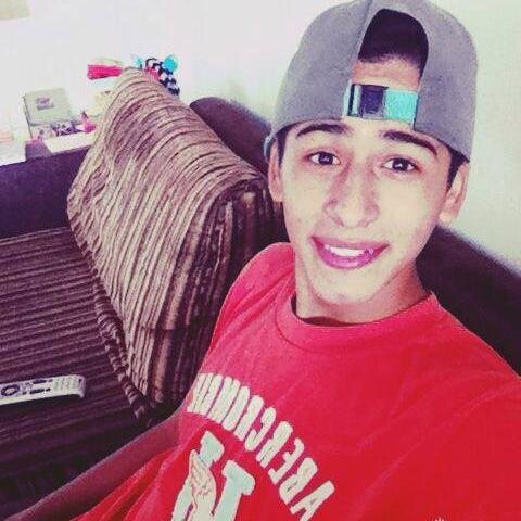 AAAAAE RAPA Twitter Novo @ViRibeiroo98 SEGUI LA TAMO JUNTO ♥♥