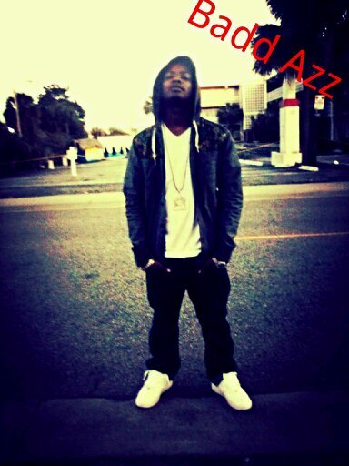 im a kool person who like to chill nd have fun bt at da same time i like to get my responsibilities done b4 everything else...... im on my grown man shiit