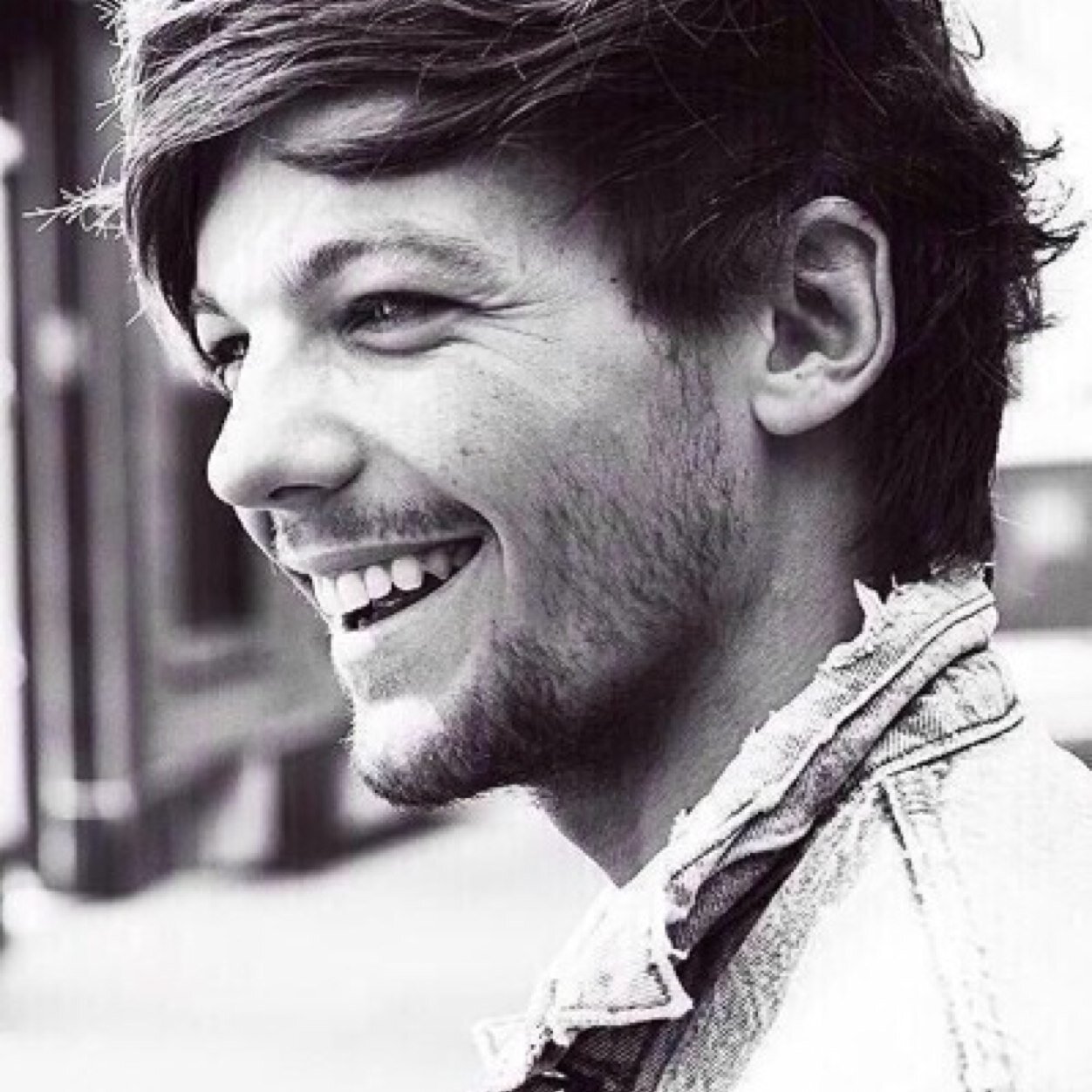 Free follow bc ily  follow my main account @liamswaffle_