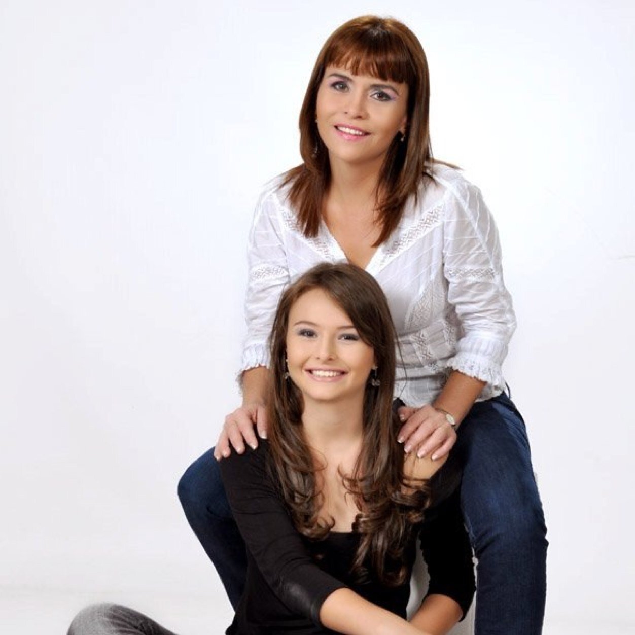 carolin93220406's profile picture. 