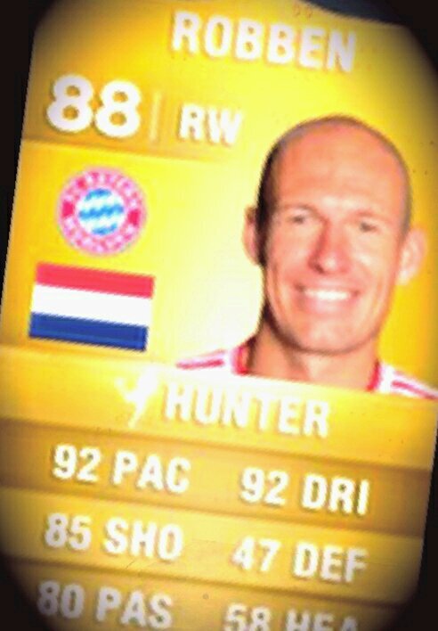 DM me for a wager  (xbox only).                          FUT LOTTERY: 1 ticket-5.000 coins.                    already 25.000 coins in the pot
