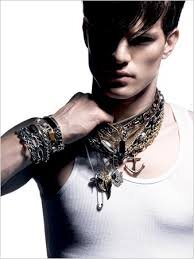 AzmanRehan's profile picture. BFSU student. Malaysia-Beijing. make it simple,but significant.