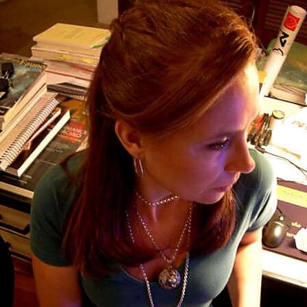 sixsette's profile picture. Leonora Fink studied Communication Design at iadê and Arts at FAAP, is also a Multimedia designer and researchs art and technologies at the Master`s course.