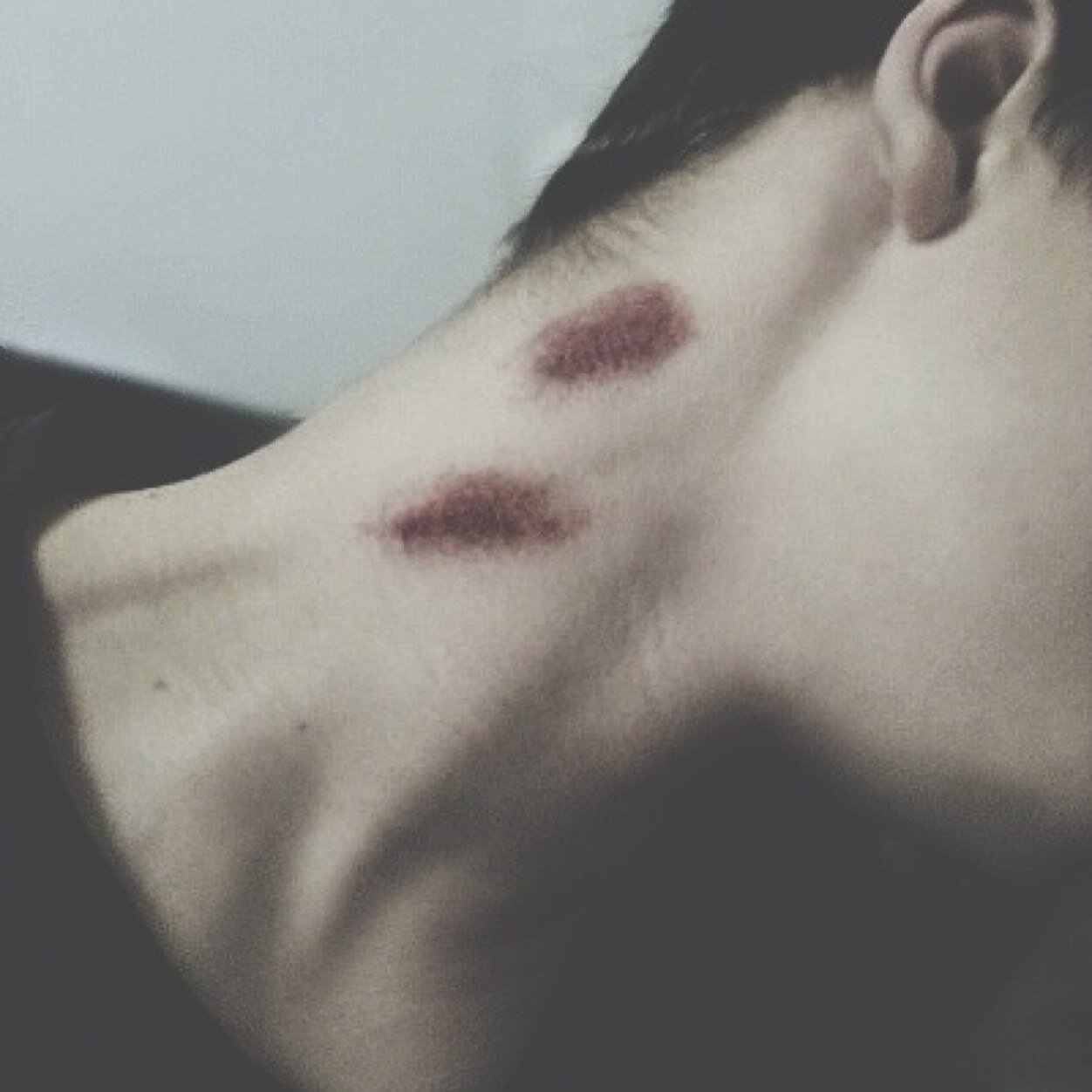 I feel you forget me like I used to feel you breathe