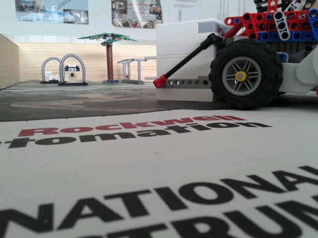 3 clasificados de la First Lego League 2013 Nature's Fury de Granada