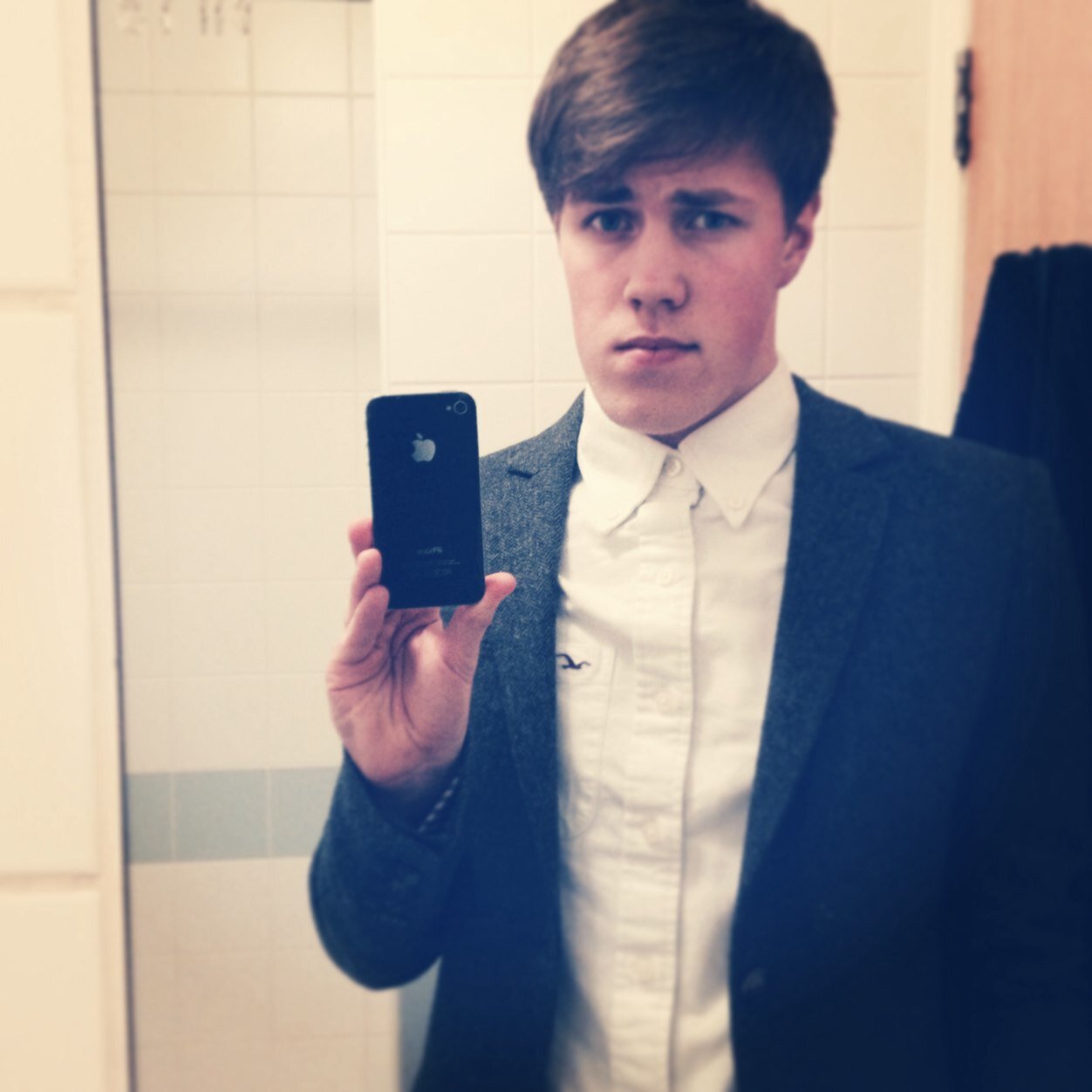 1JoshuaGardner's profile picture. Creative Advertising Student At The University of Lincoln, Freelance Graphic Designer