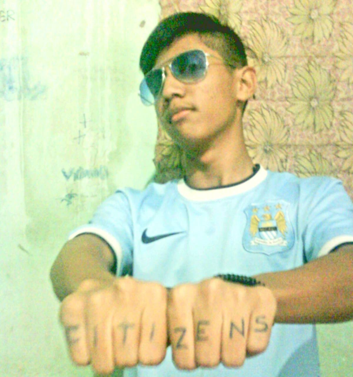 Alby21_Official's profile picture. 14-08-1997 || I'm not a perfect person || I wanna be forever young || You want follback ? just mention me
http://t.co/4XNXiJWFkT http://t.co/Cw4j1O73eC