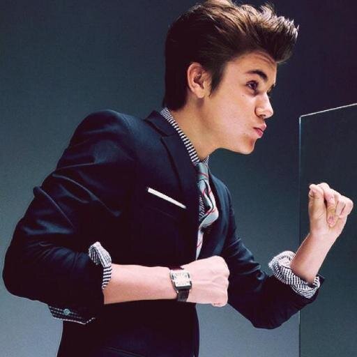 One_DBelieber's profile picture. FOLLOWS YOU 
 ♛  Never say Never ♛