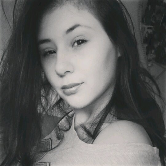 insta: amandavera_x/ kleine indo/ love Kennie sinds 281010/ daddy always in my heart, miss you/Helemaal in love met jou!! Xx @Kenniee3