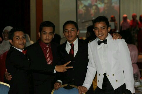 zubair_mzo's profile picture. friend of my friends are my Friends to... This friendship infinite :p