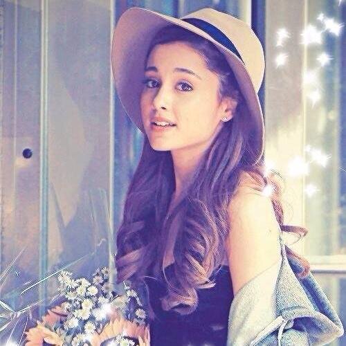 one direction  # little Mix # Ariana # Katy perry # Miley # Mory # Saif shawaf # fouseytube # pitch perfect # beth mota # sophia grace & Rosie ♥