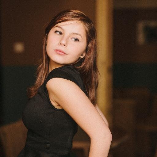 diiadexii's profile picture. Little bad girl. @MileyCyrus is my queen. Who the hell are you to judge my idols ? #bangerz