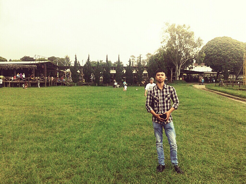 IG @adypyulianto | admirers of history | Traveler | 

founding @republicmotorcycle